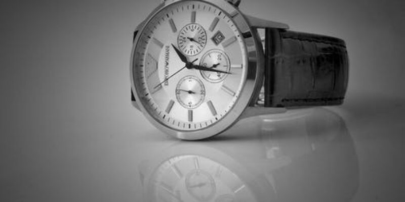 sonata watch centre