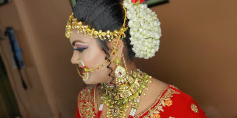 Mansi Beauty Parlour & Classes