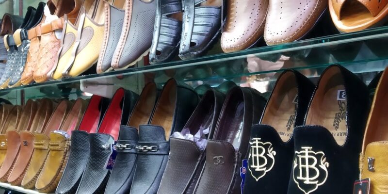 Liberti Shoes & Socks
