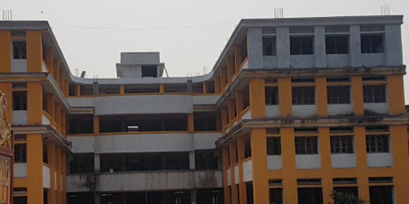 Mahadev Baburao Chaugule Jr. College