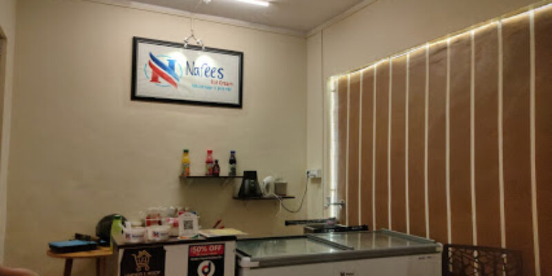 Nafees Ice Cream Shop