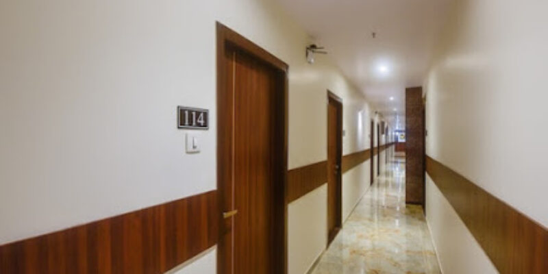 OYO 48017 Shubham Residency
